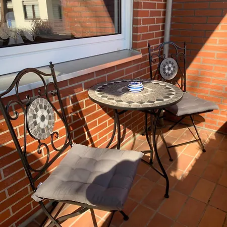 Appartamento Sieben, Zentral Gelegene Mit Tiefgaragenstellplatz Bad Oeynhausen