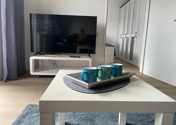 Sieben, Zentral Gelegene Mit Tiefgaragenstellplatz *