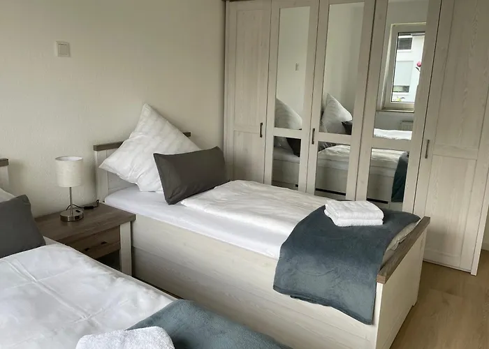 Sieben, Zentral Gelegene Mit Tiefgaragenstellplatz Apartment Bad Oeynhausen