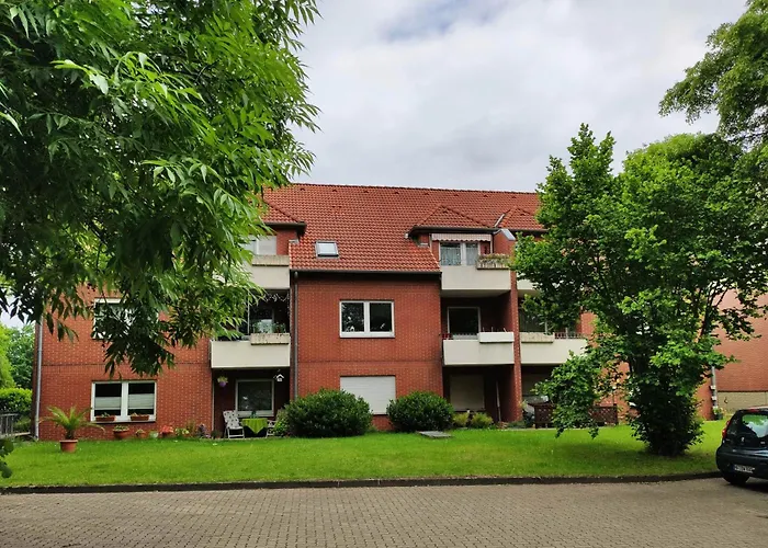 Sieben, Zentral Gelegene Mit Tiefgaragenstellplatz *